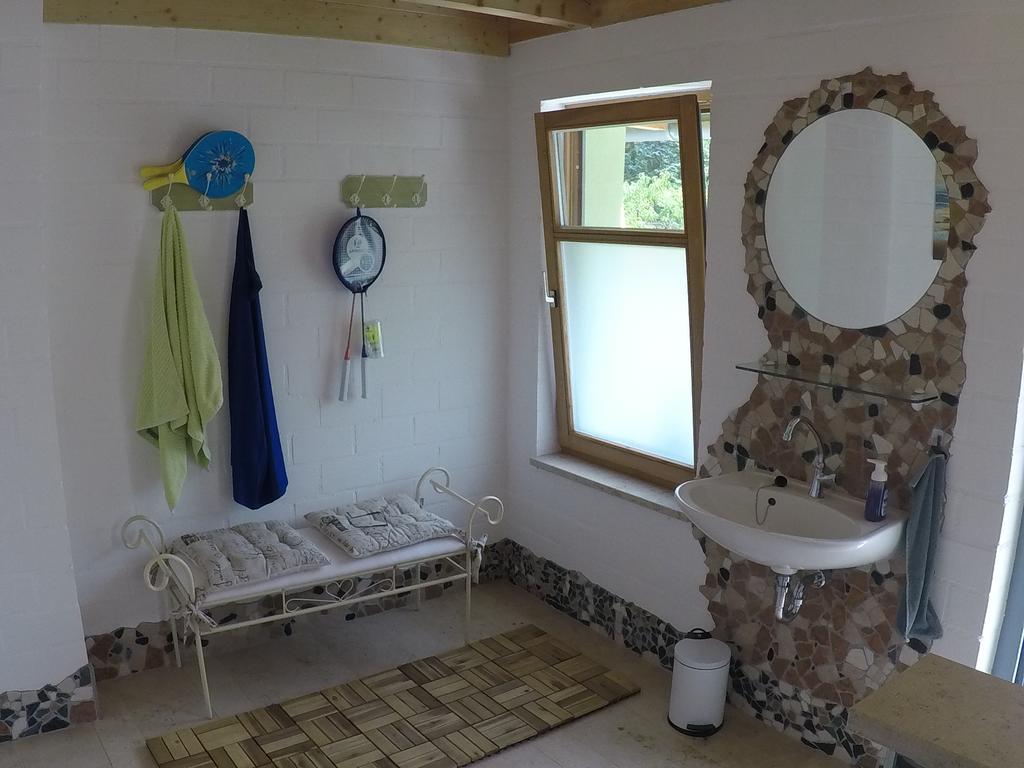 Pension Am Weinberg Bed & Breakfast Mainstockheim 外观 照片